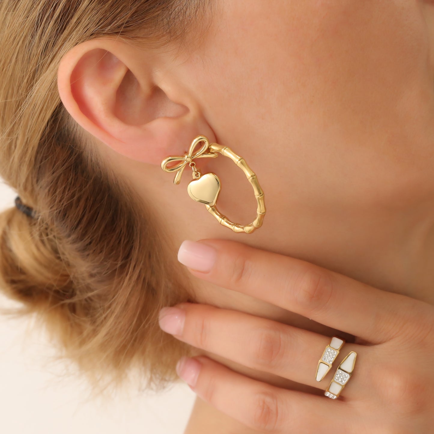 SUZZIE HOOP EARRINGS