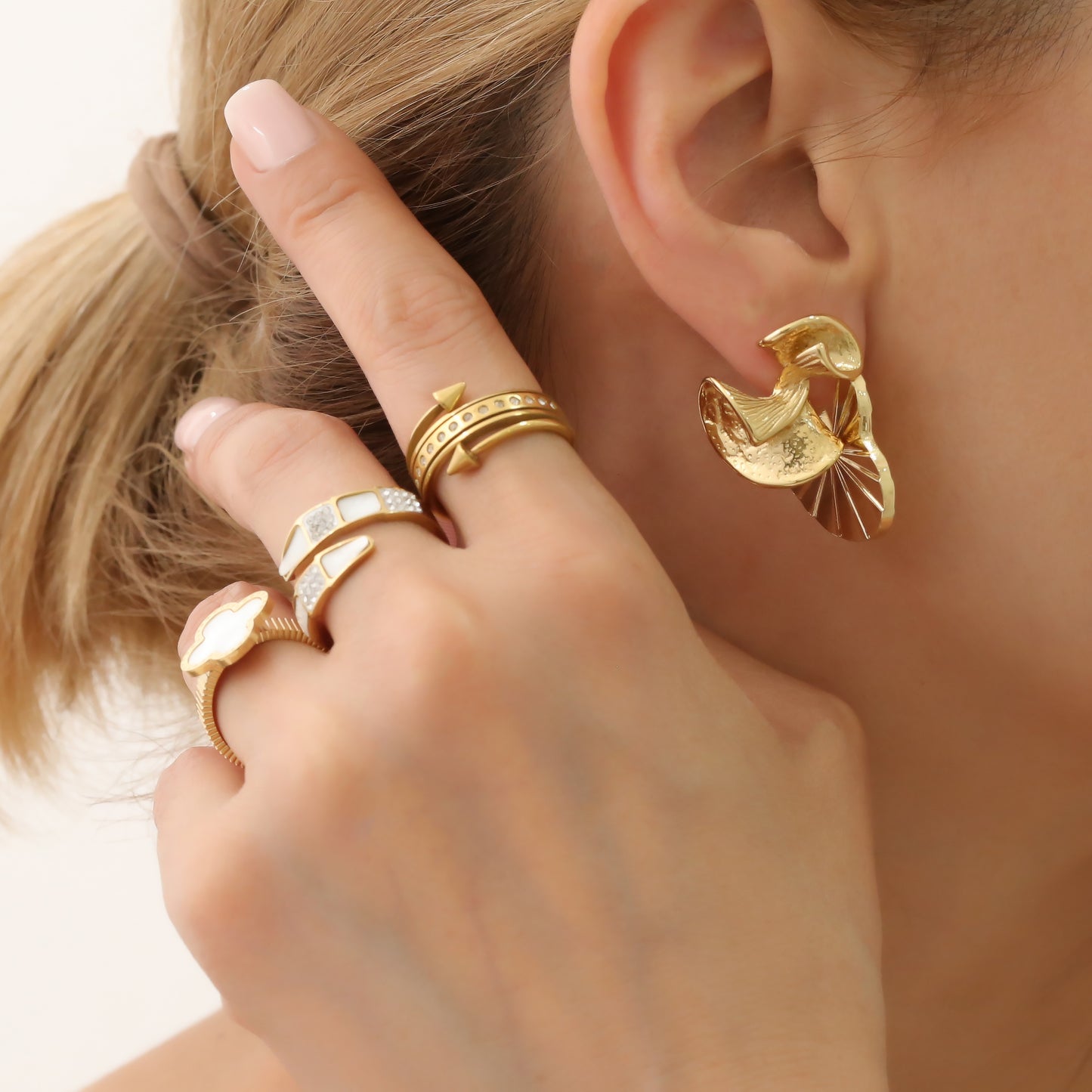 SANDY EARRINGS
