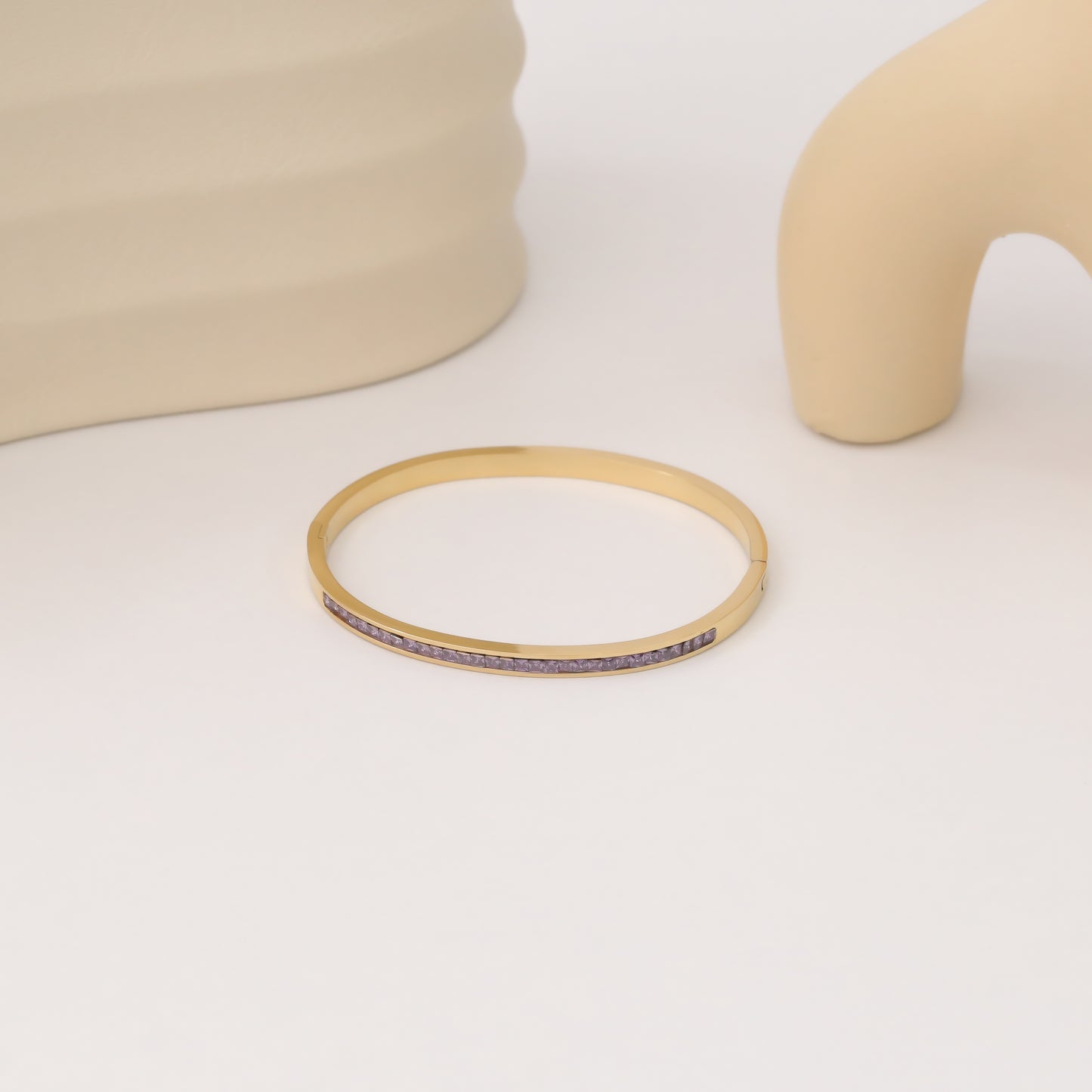 VIOLET BRACELET