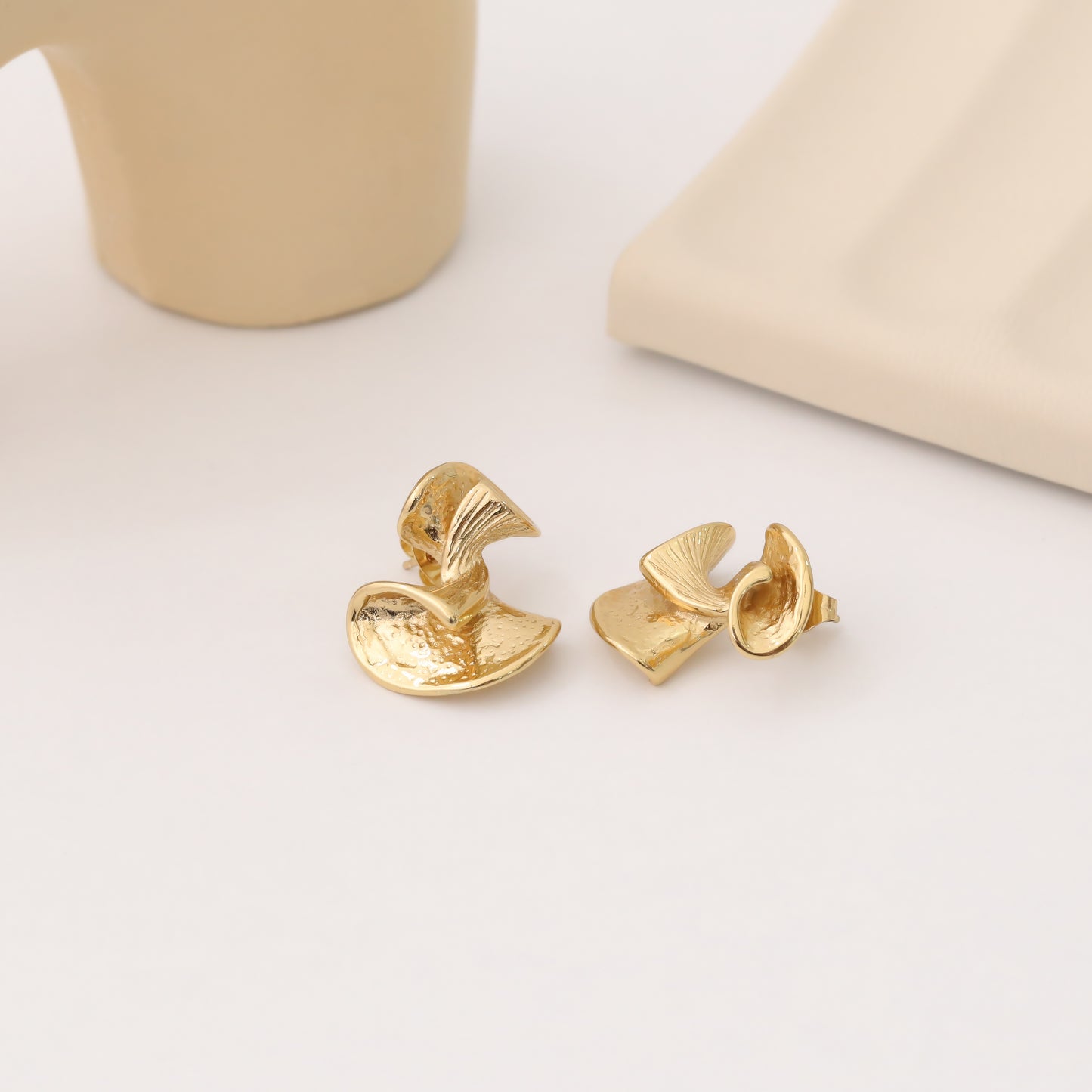 SANDY EARRINGS