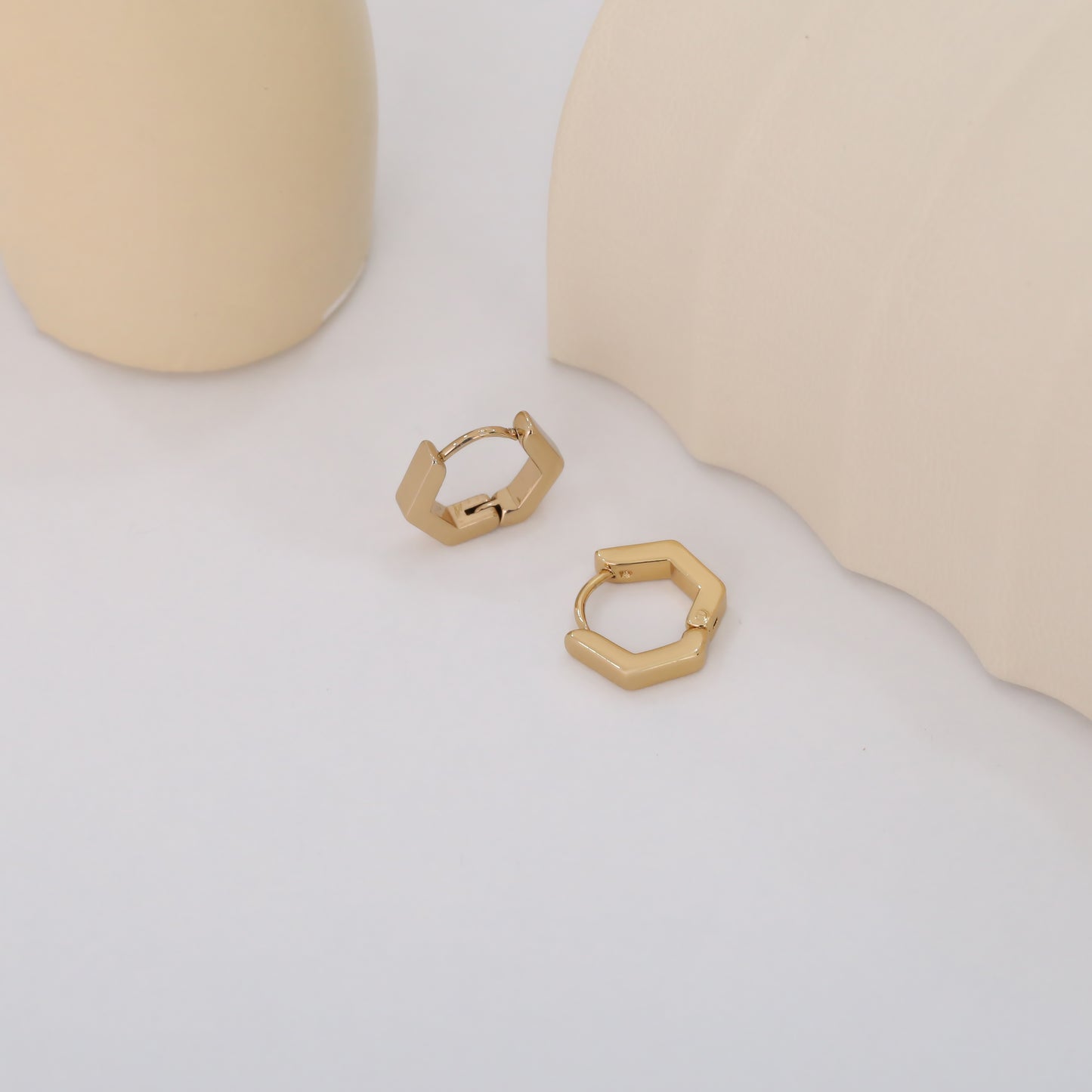 MAGGIE EARRINGS