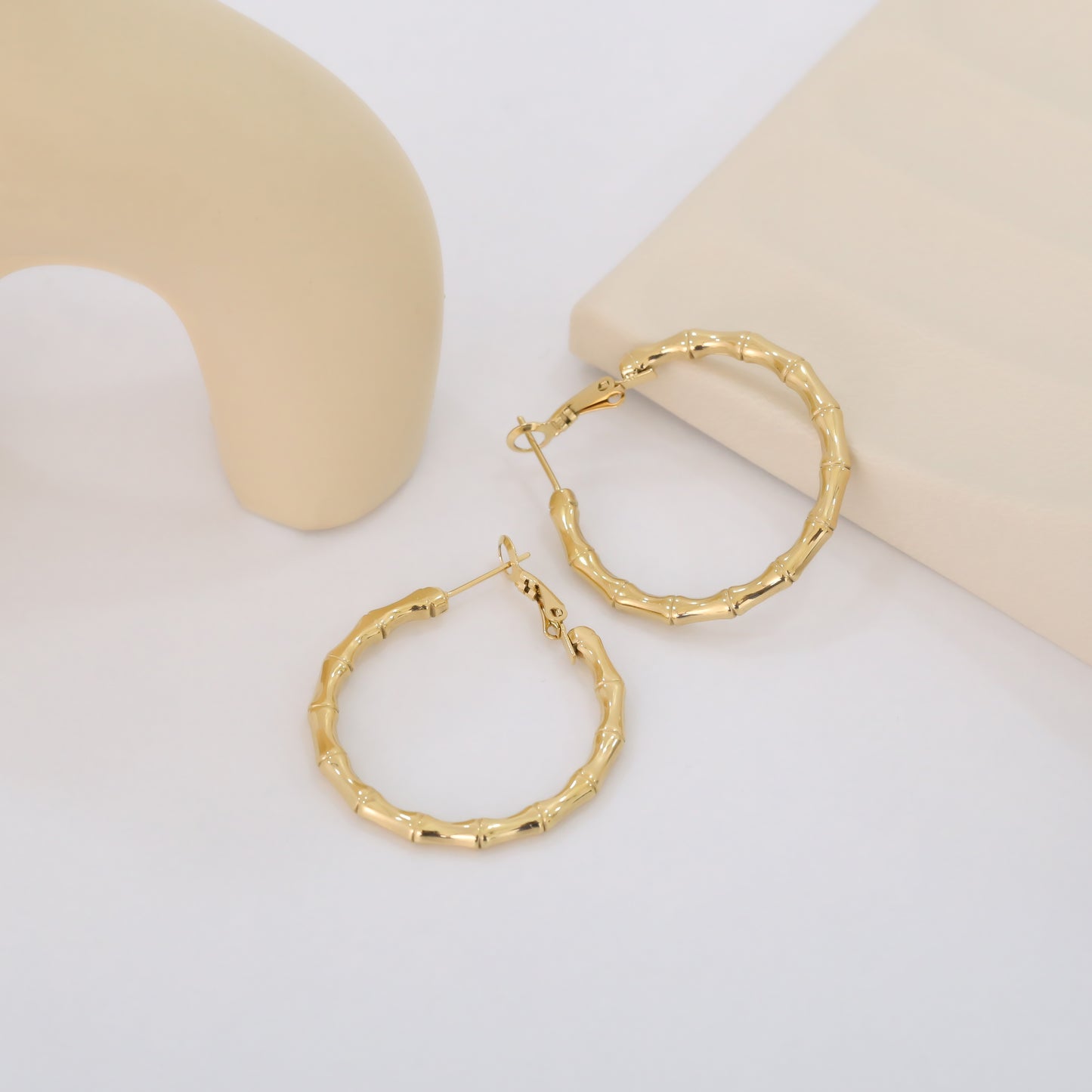 SUZZIE HOOP EARRINGS