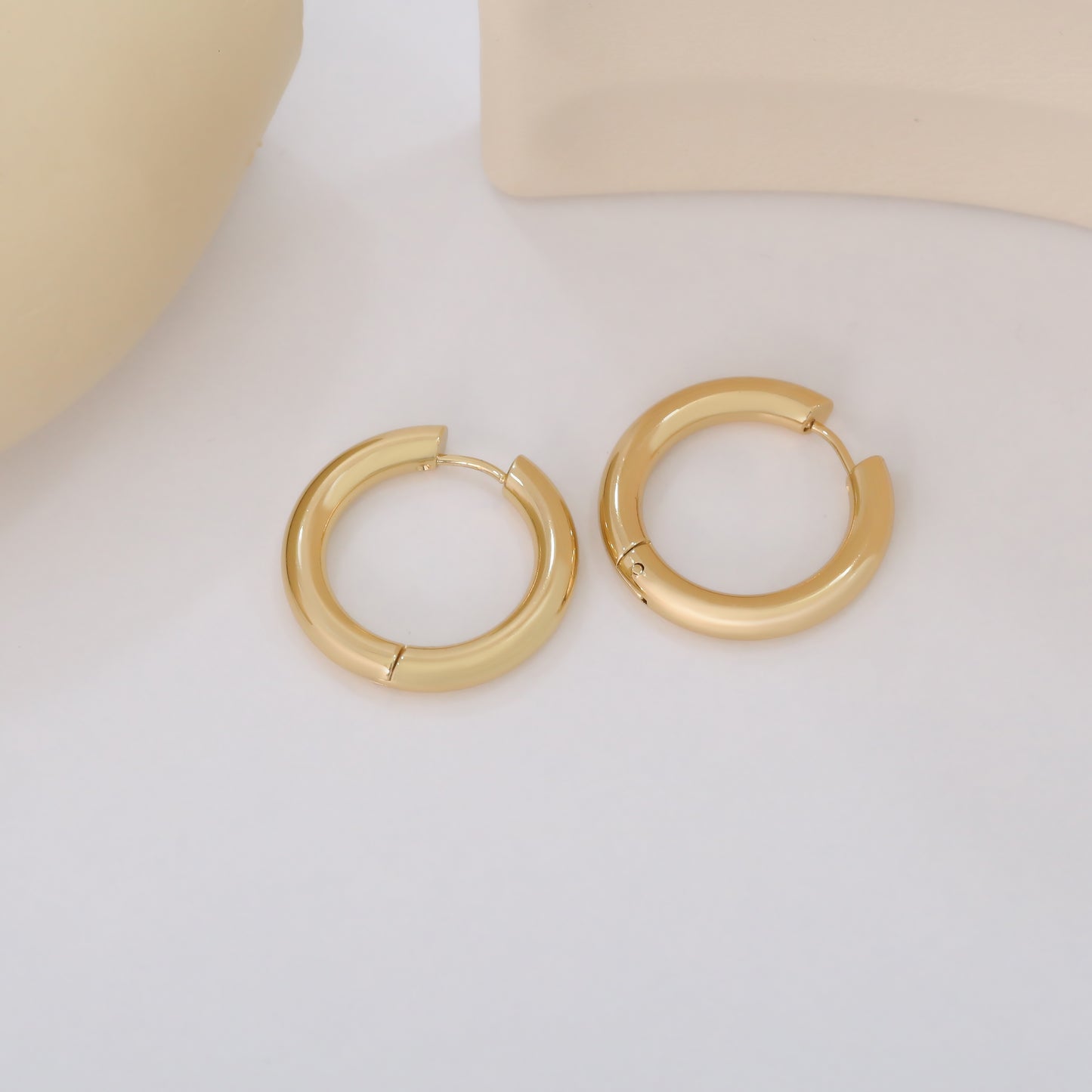 SUMMER HOOP EARRINGS
