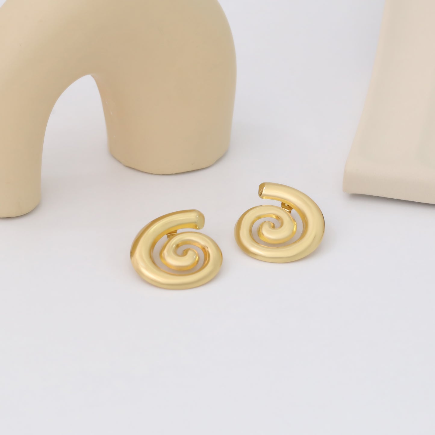 LUNA EARRINGS