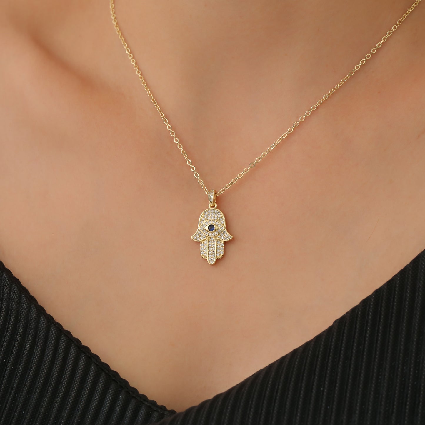 YUNA NECKLACE