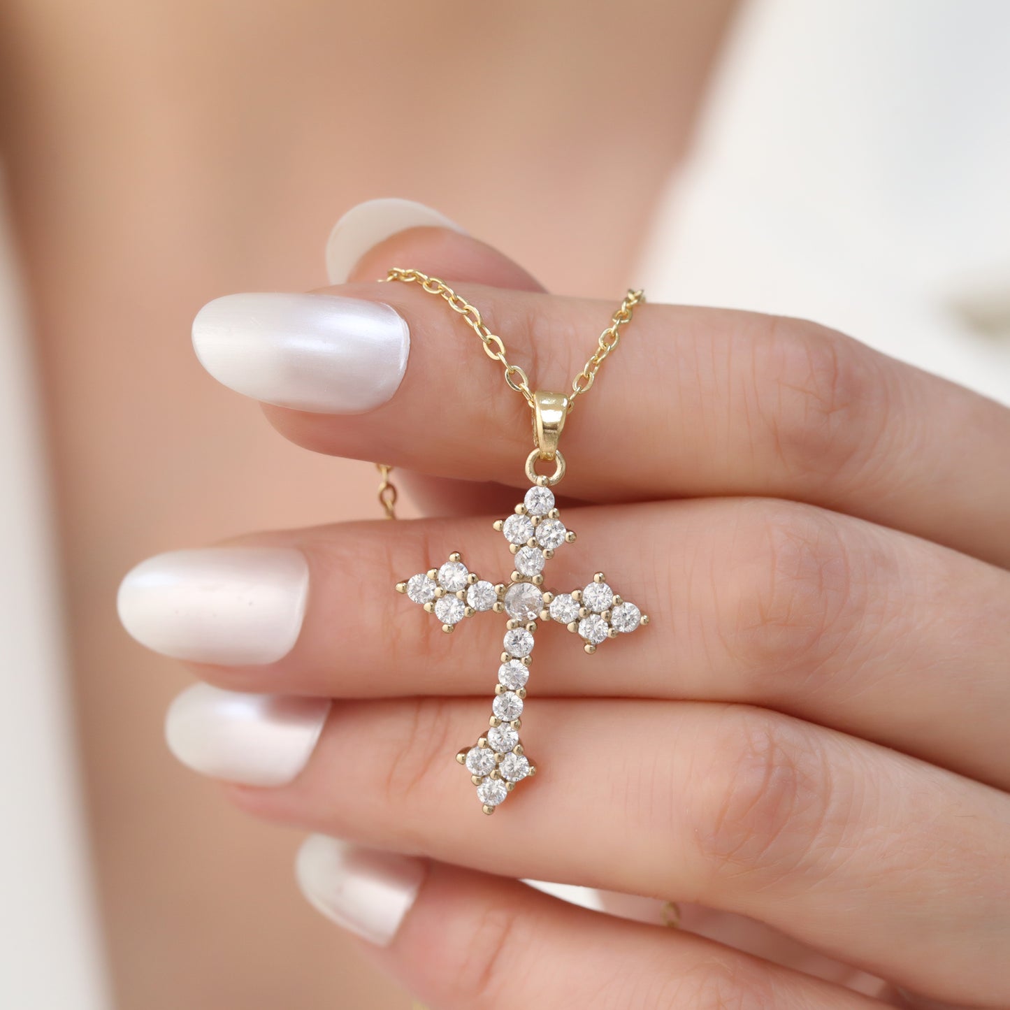 SOFIA NECKLACE