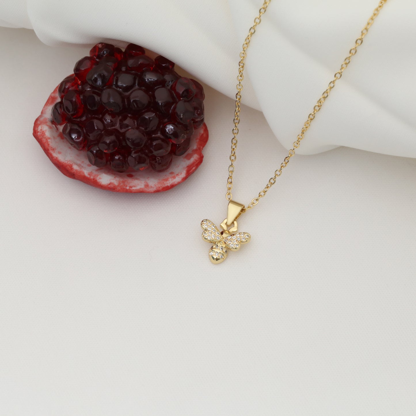 OCTAVIA NECKLACE