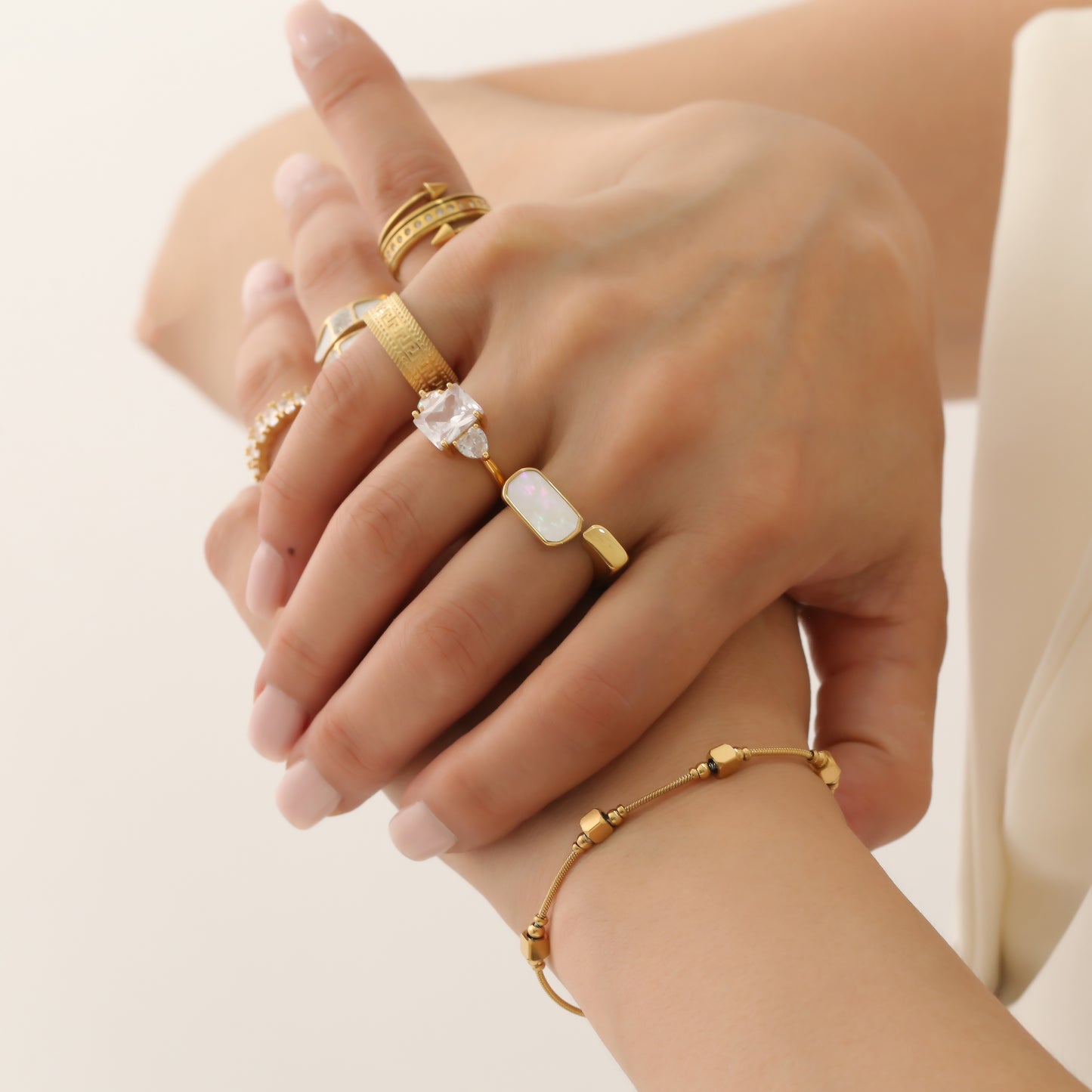 LYRA RING