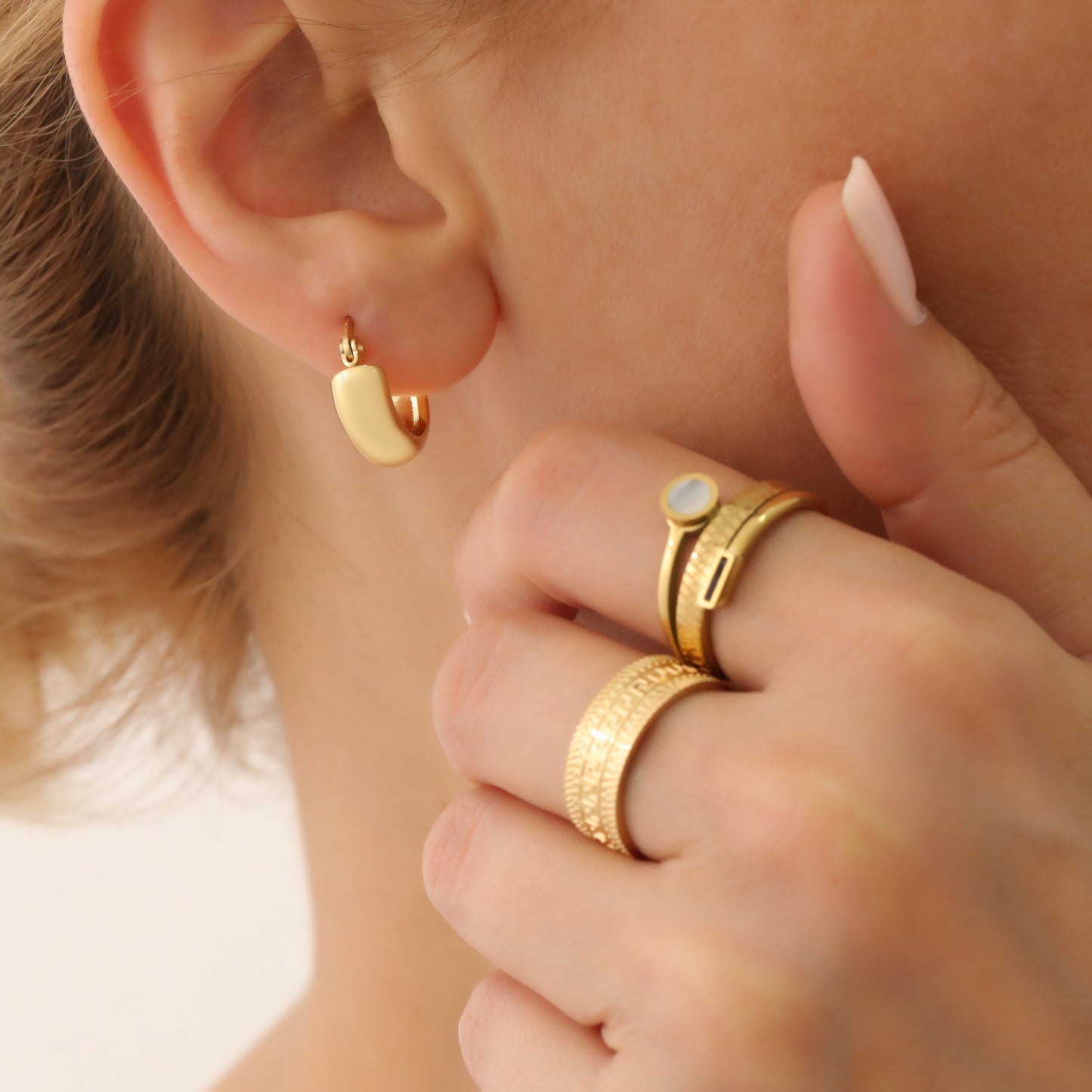 MARRY HOOP EARRINGS SET