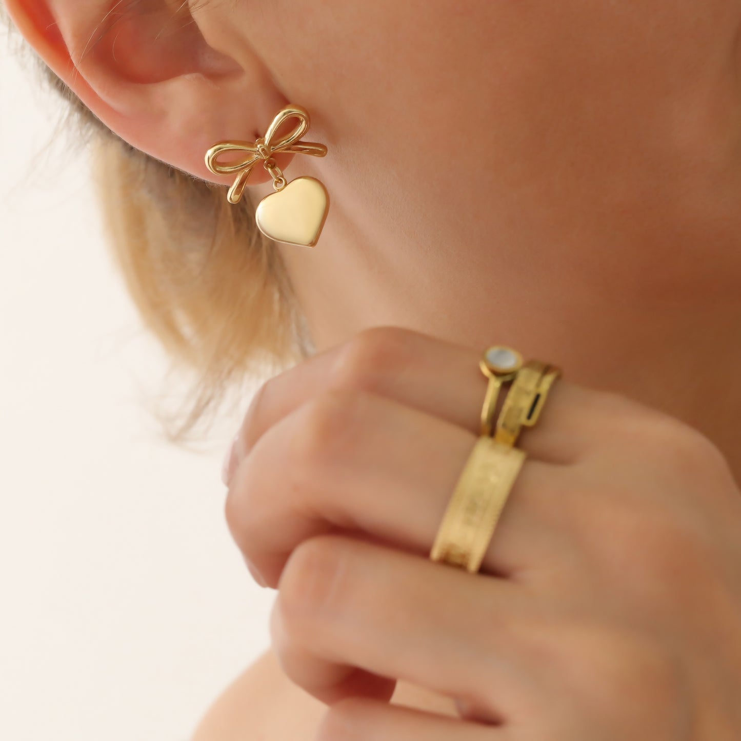 CAMALA EARRINGS