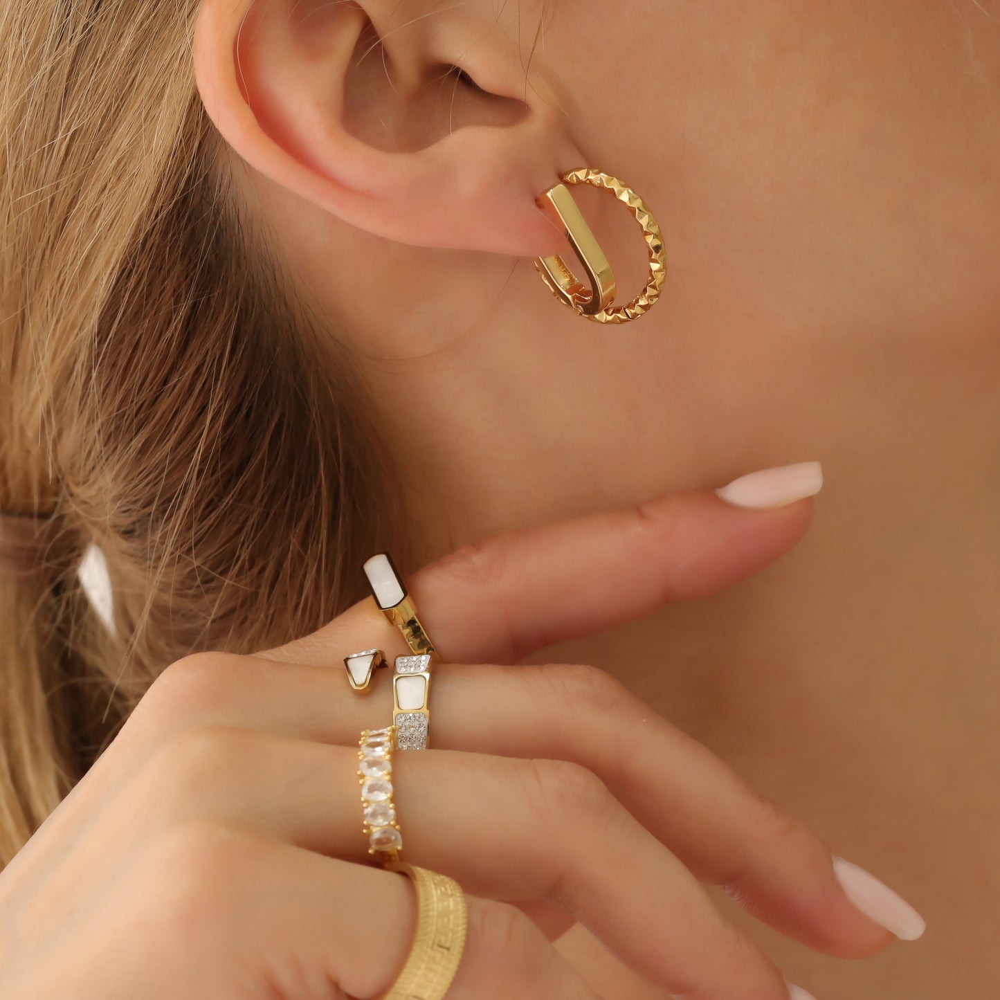 CLARA EARRINGS