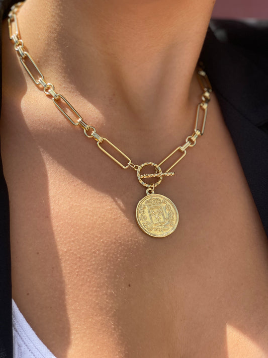 LONDON NECKLACE