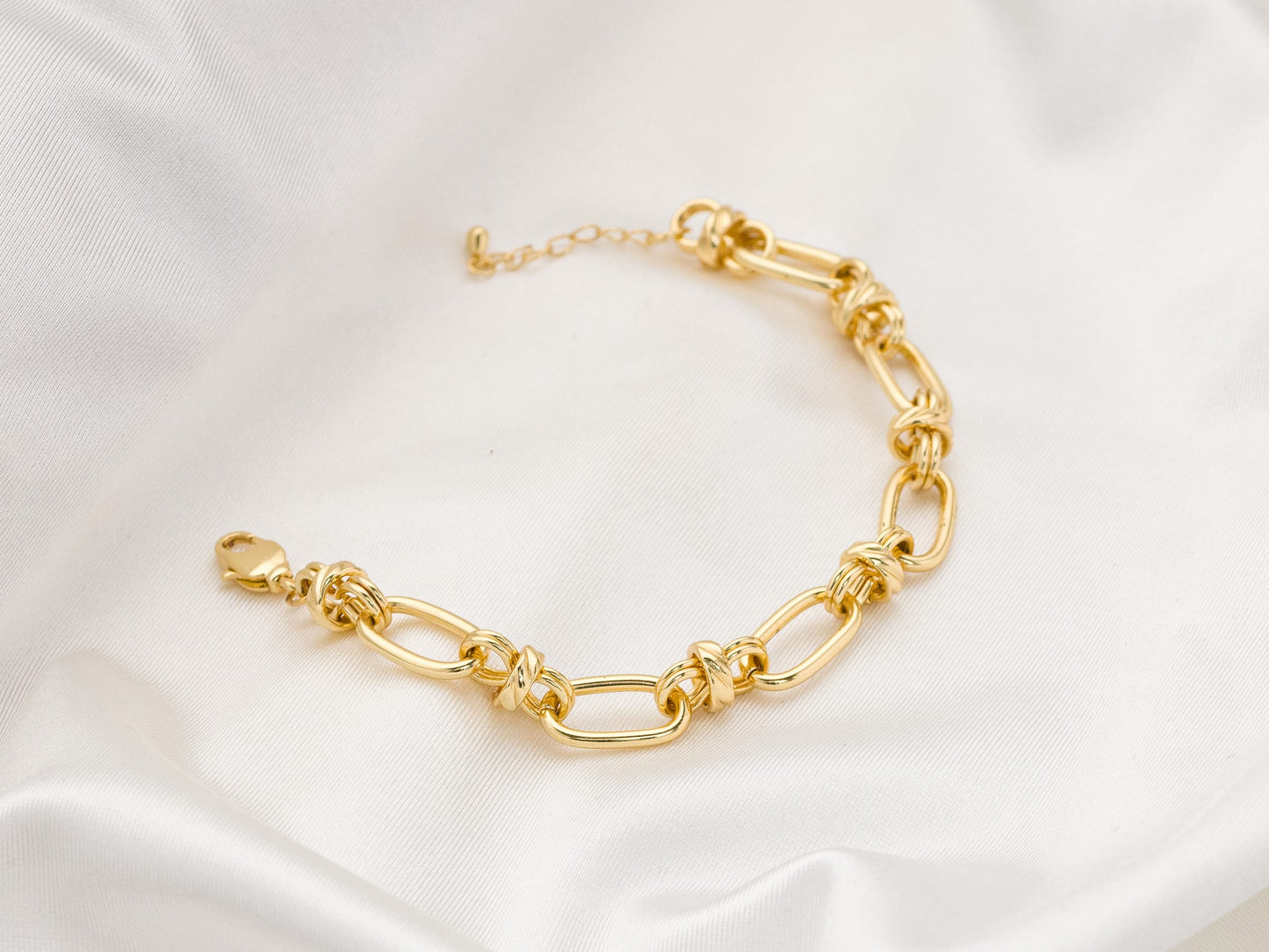 RAVEN BRACELET