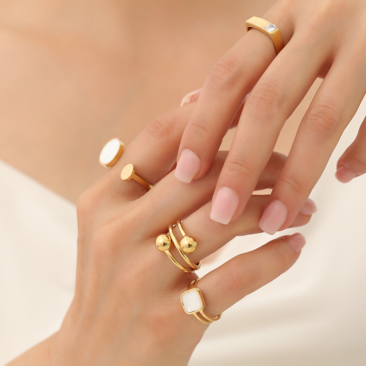 MAXINE RING