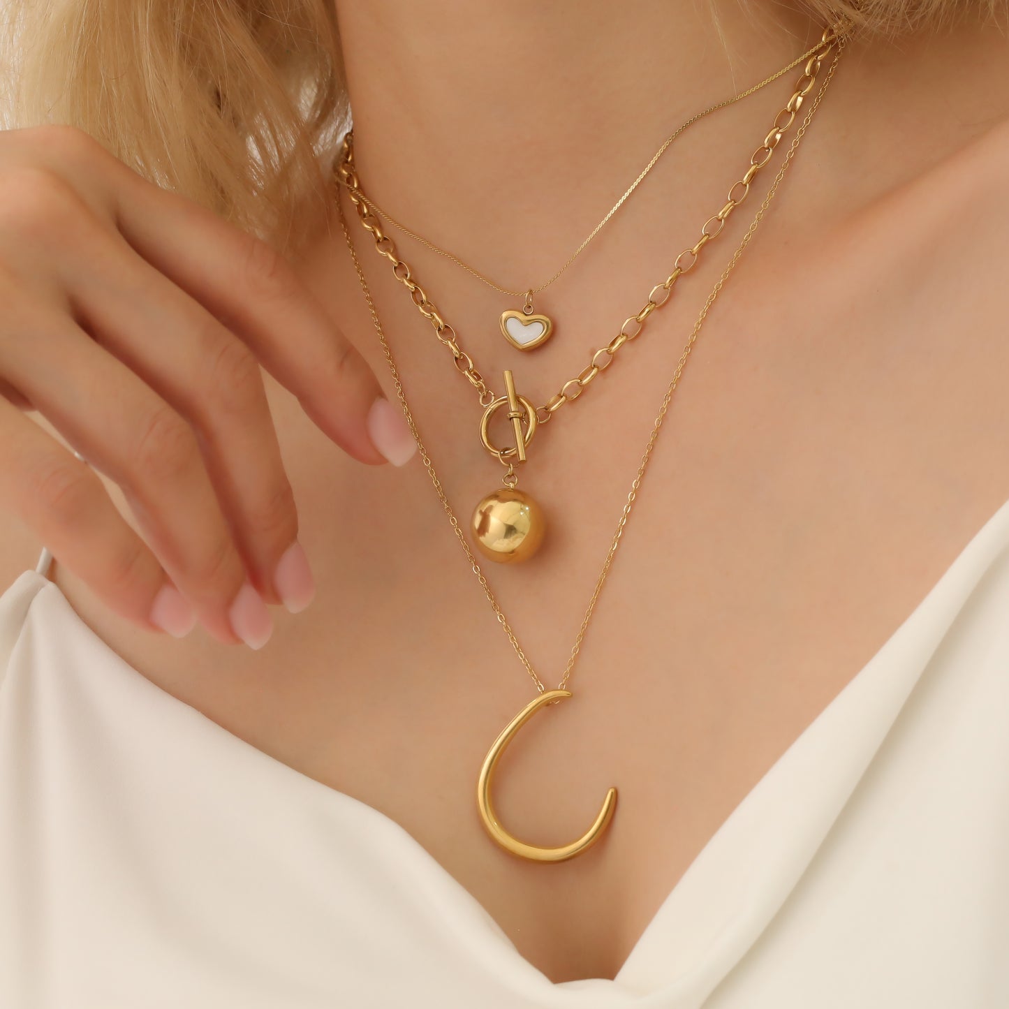 LEILANI NECKLACE