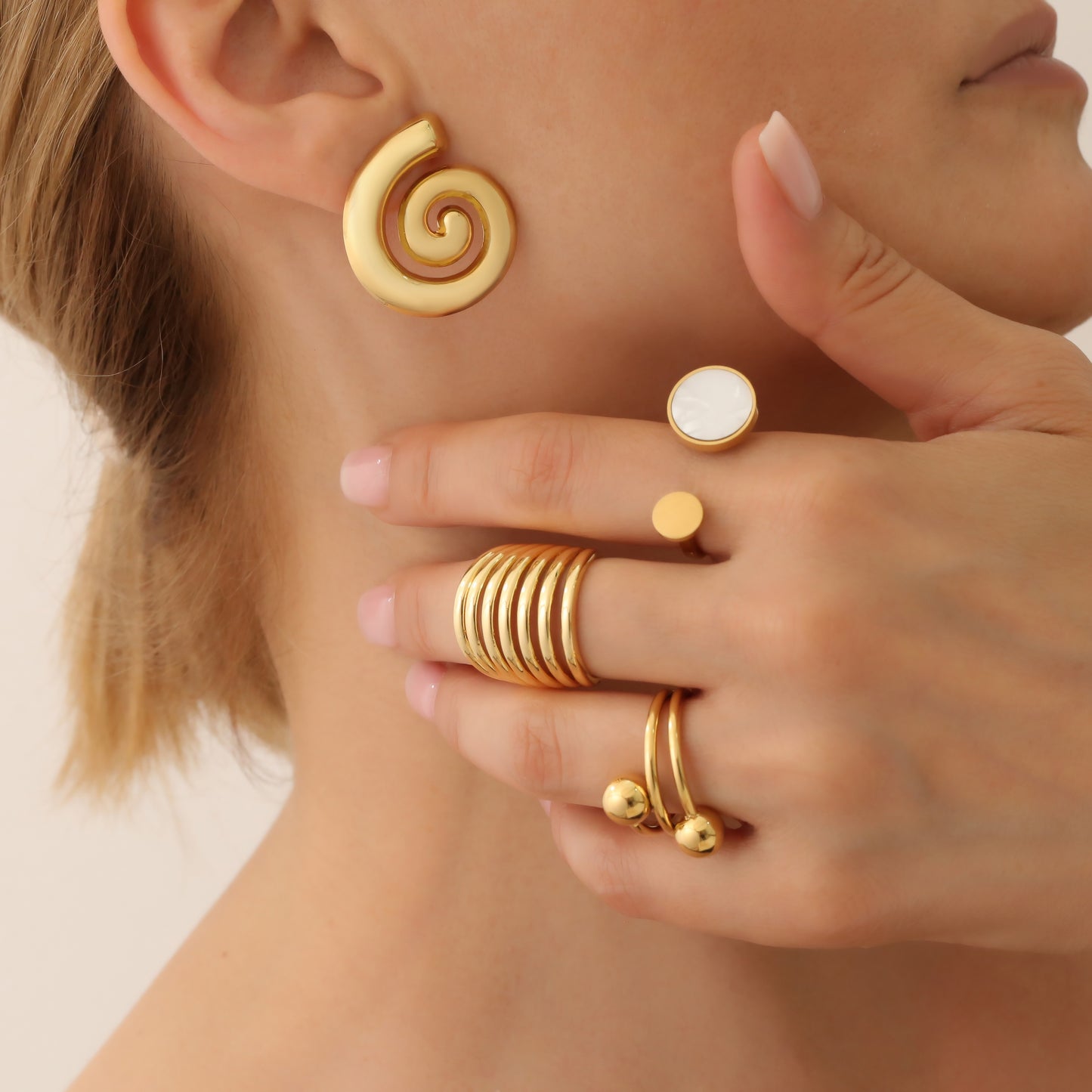 LUNA EARRINGS