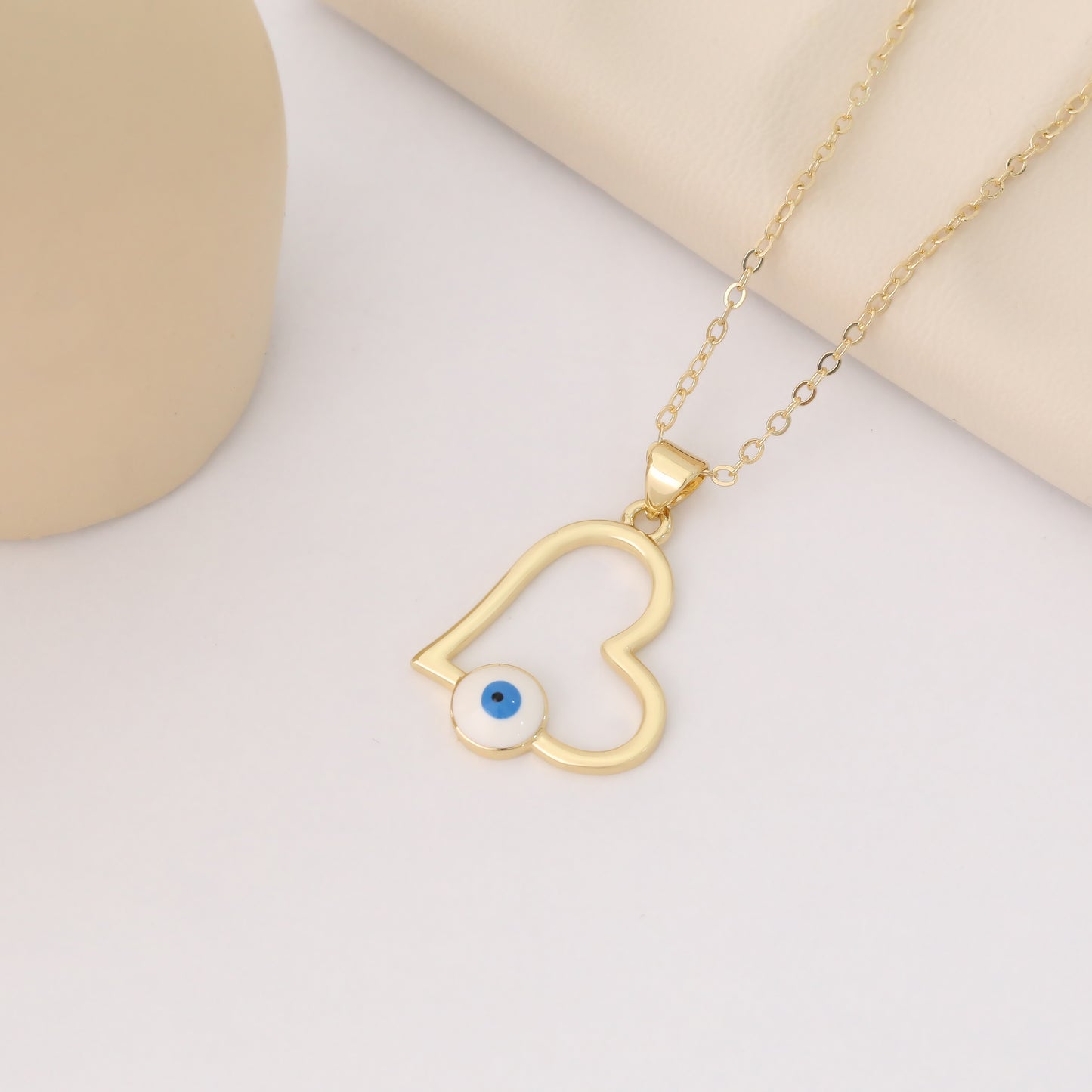 NICOLE NECKLACE