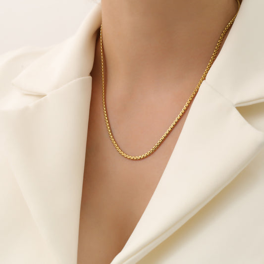 NAYA NECKLACE