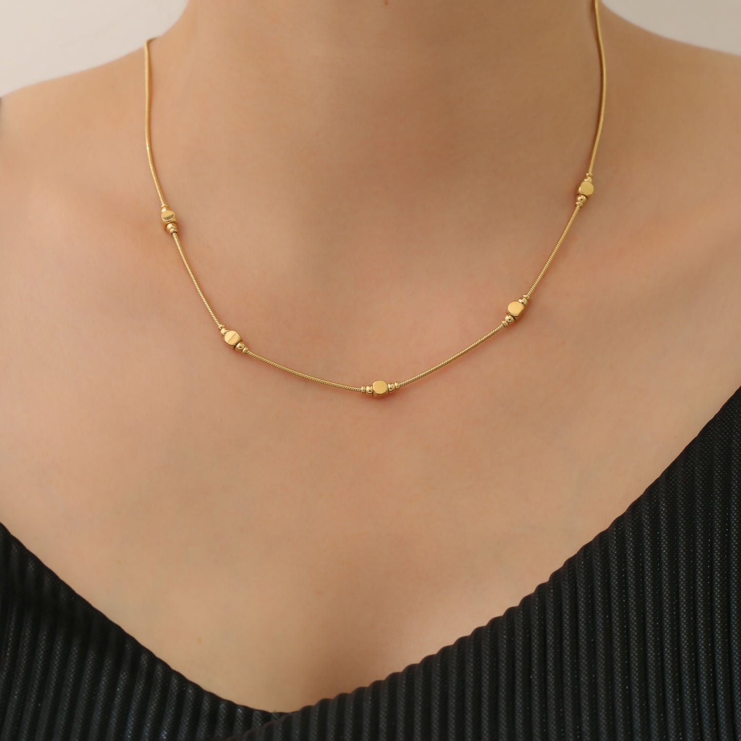 GRACE NECKLACE
