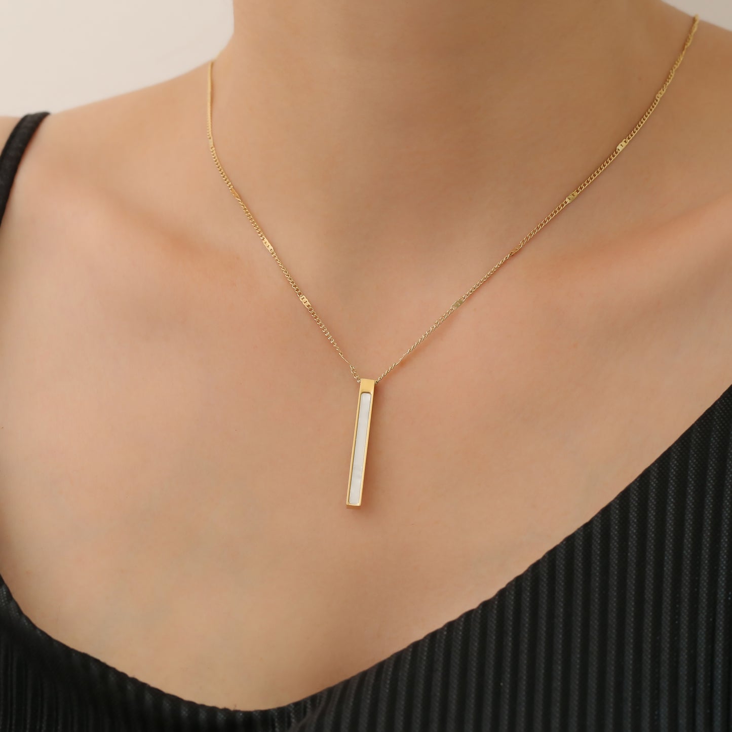 VERONA NECKLACE