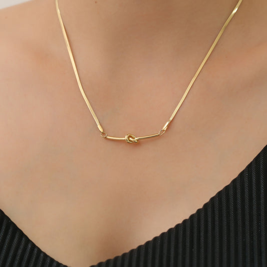VALENTINA NECKLACE