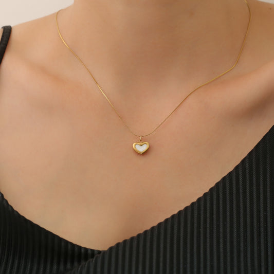 LILIAN NECKLACE