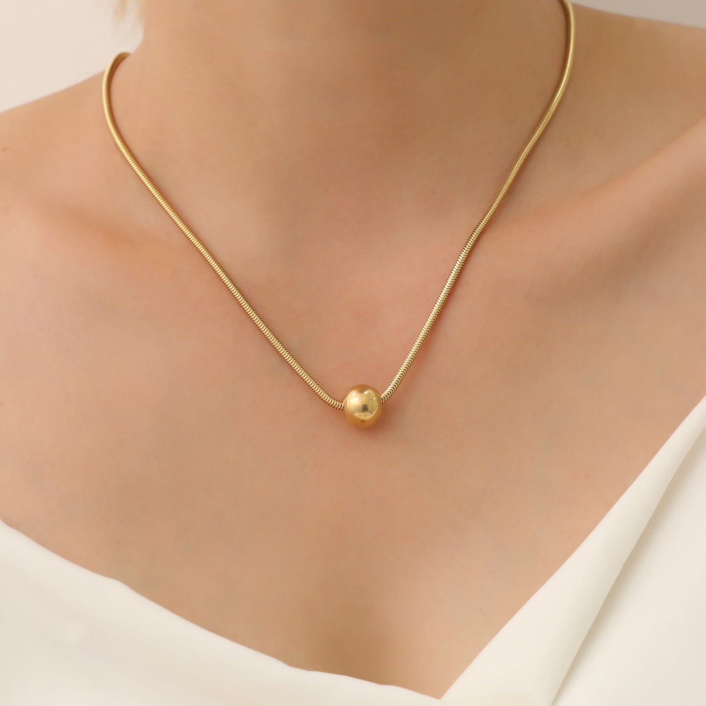 GABRIELLA NECKLACE