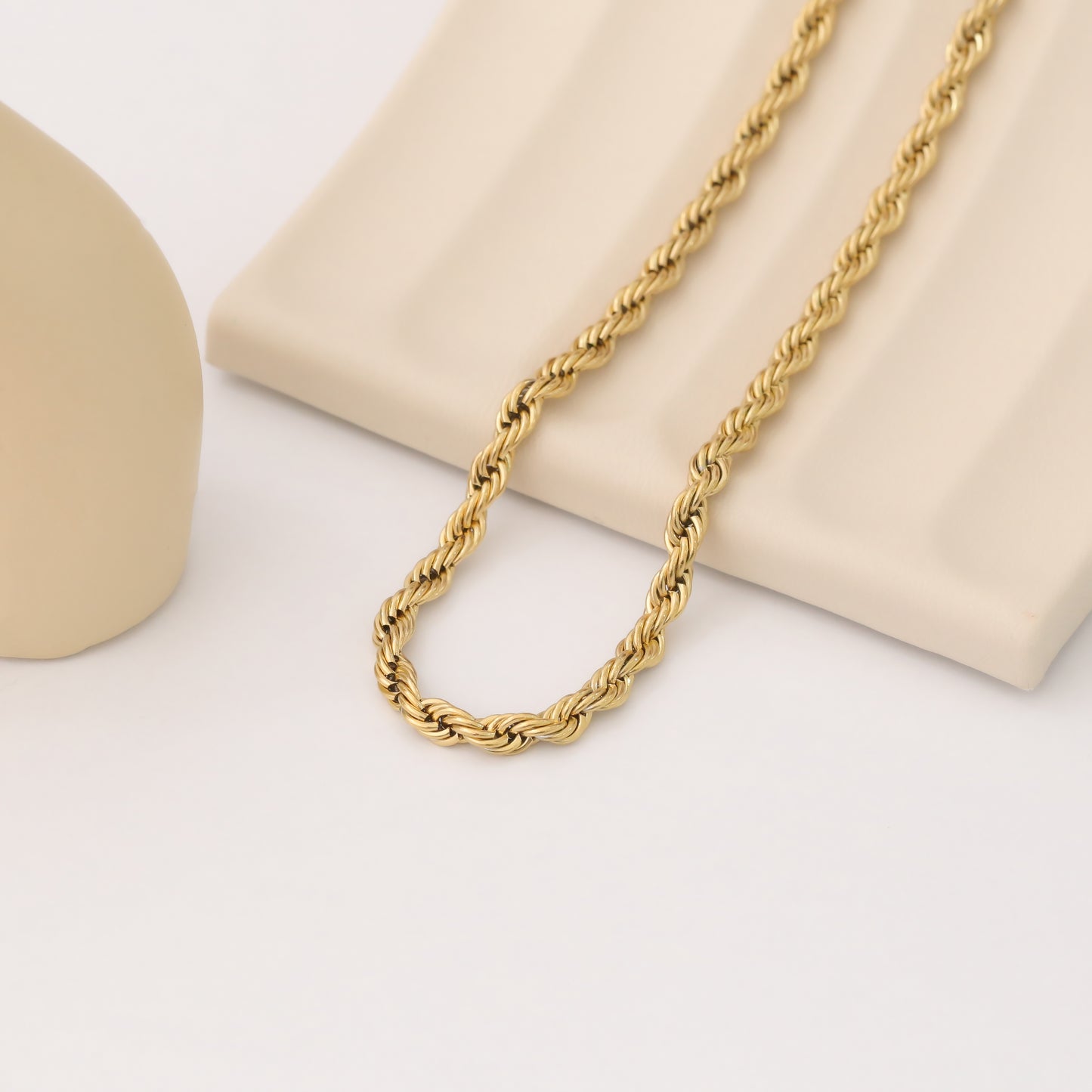 POLINA NECKLACE