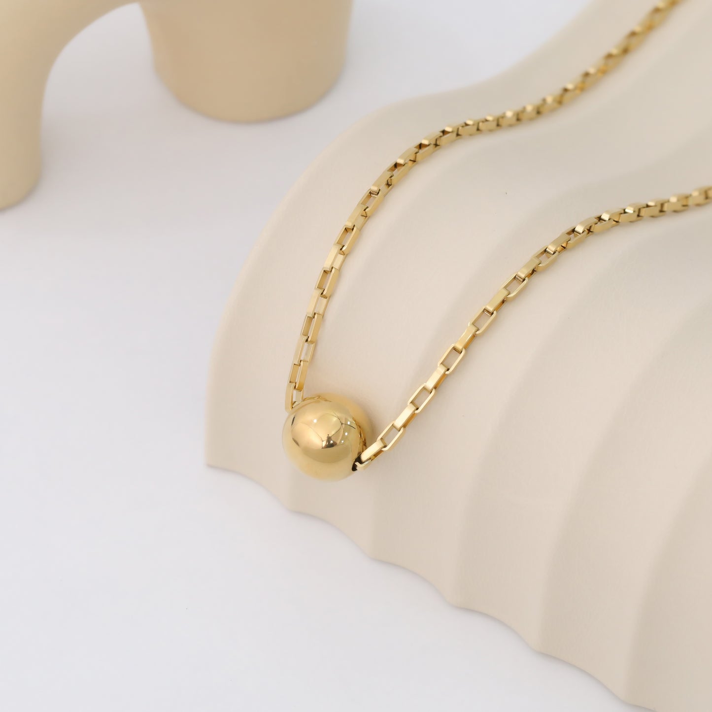 ELIANA NECKLACE