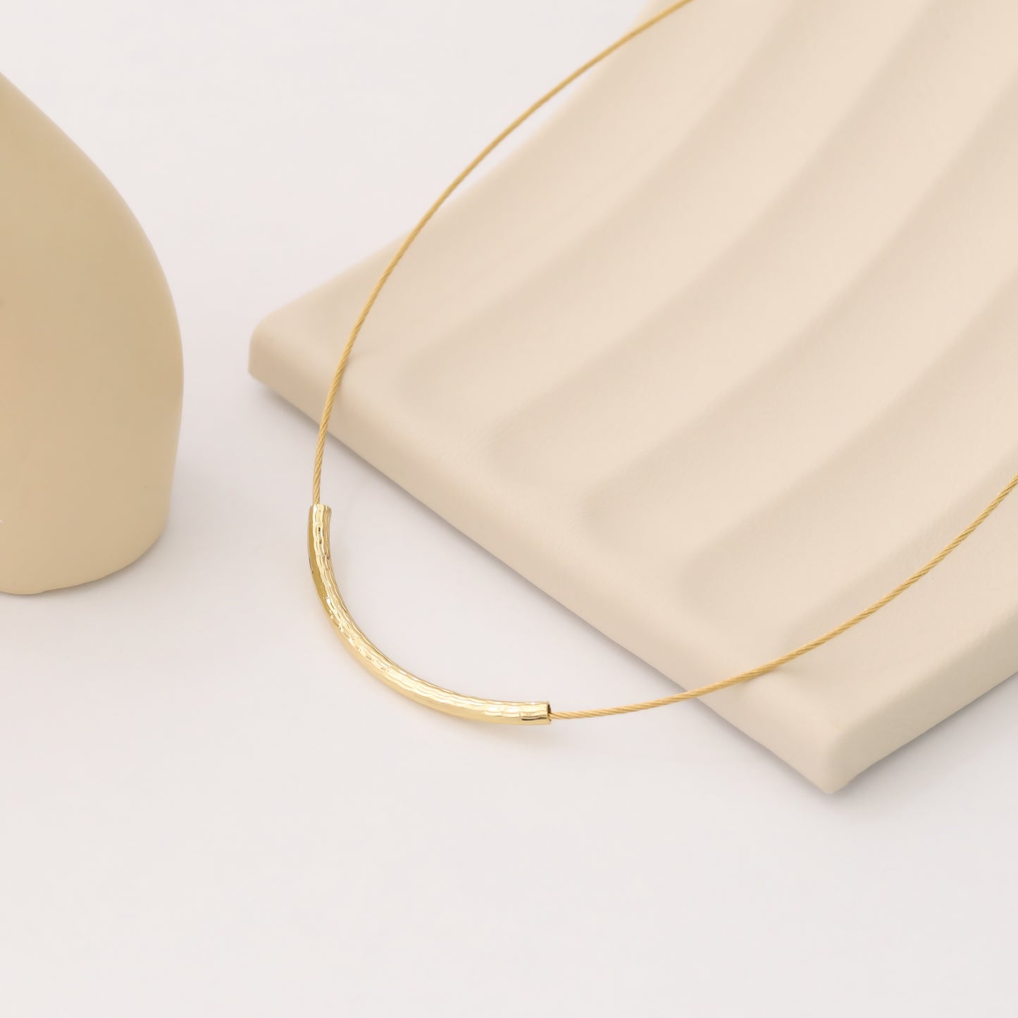 QUINN NECKLACE