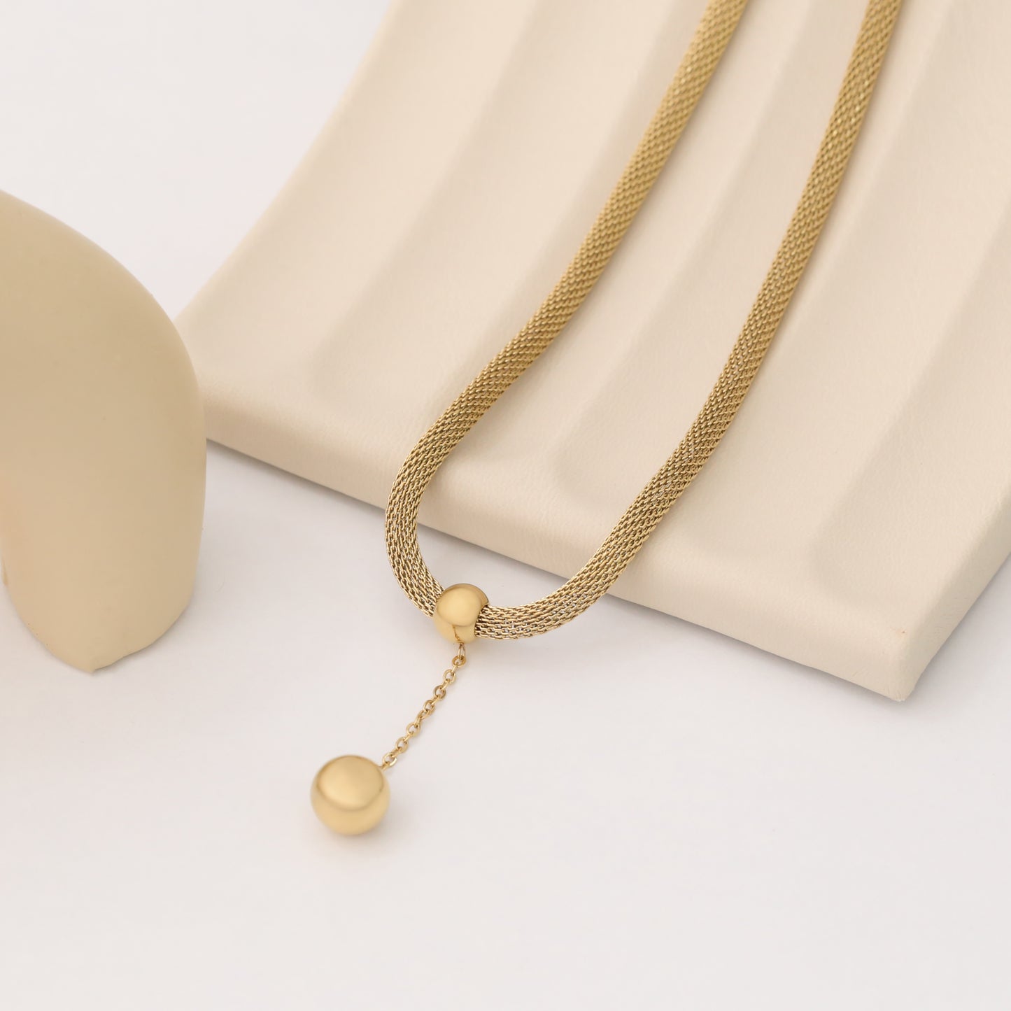 SAVANNAH NECKLACE