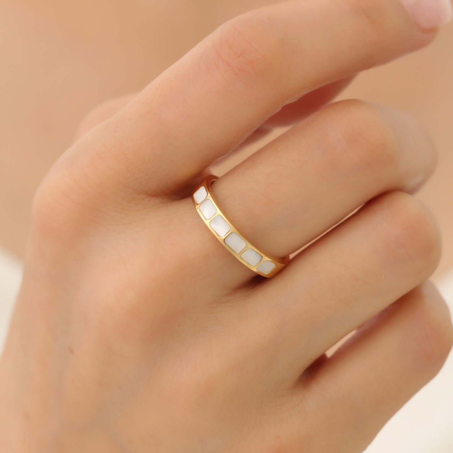 SCARLETT RING